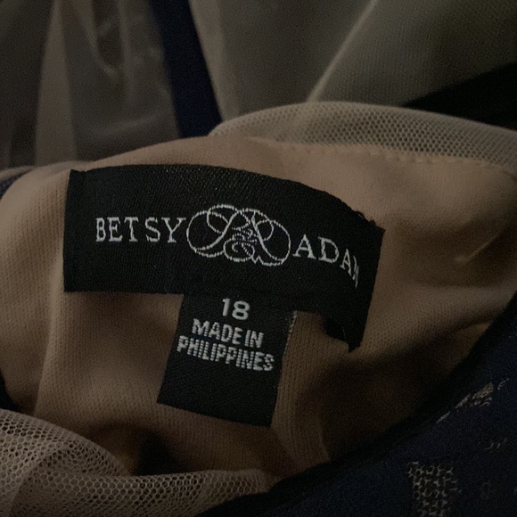 Formal Dress - Picture 6 of 6